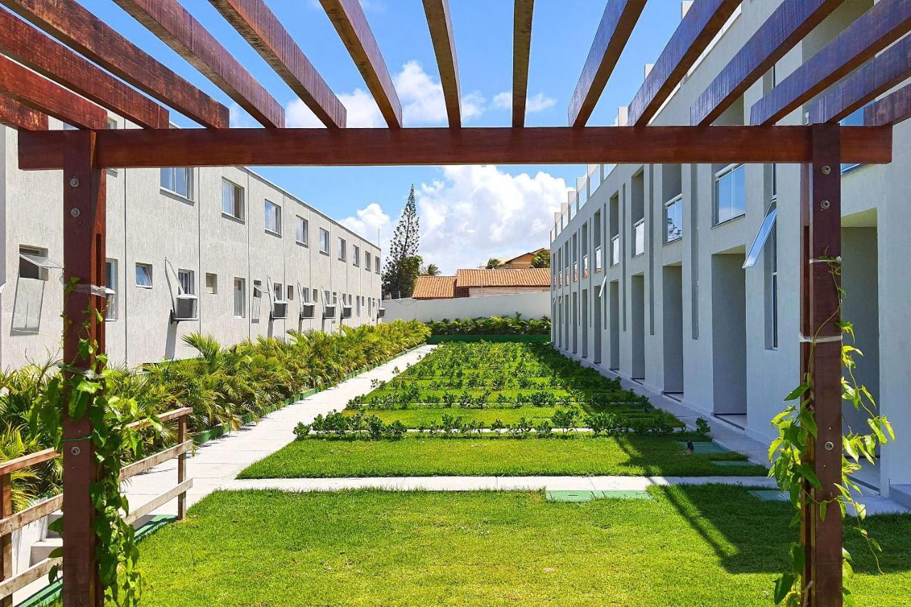 Beach Townhouses #C21 - Com Jacuzzi Por Carpediem Aquiraz Luaran gambar